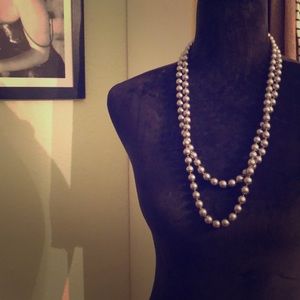 BW Market pearls